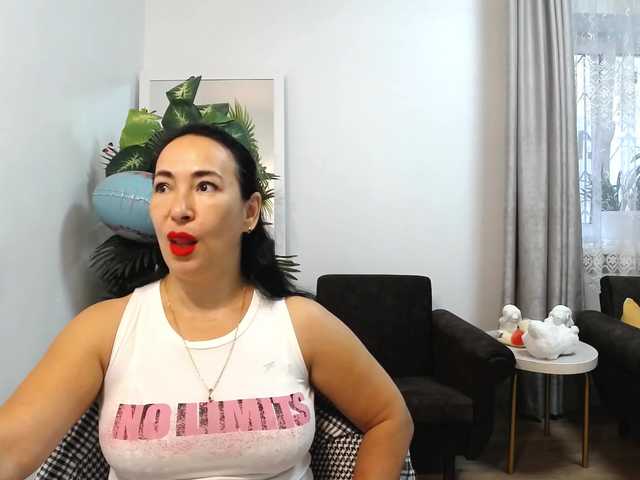 LikaLady live cam on BongaCams