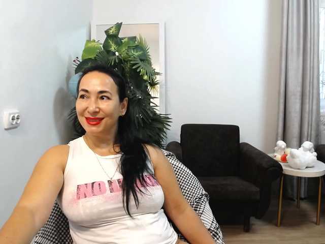 LikaLady live cam on BongaCams