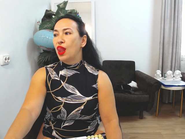LikaLady live cam on BongaCams