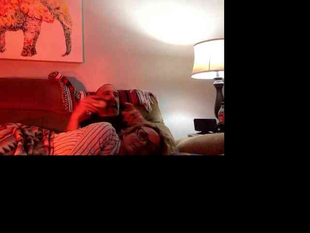 Kendra-Tom webcam