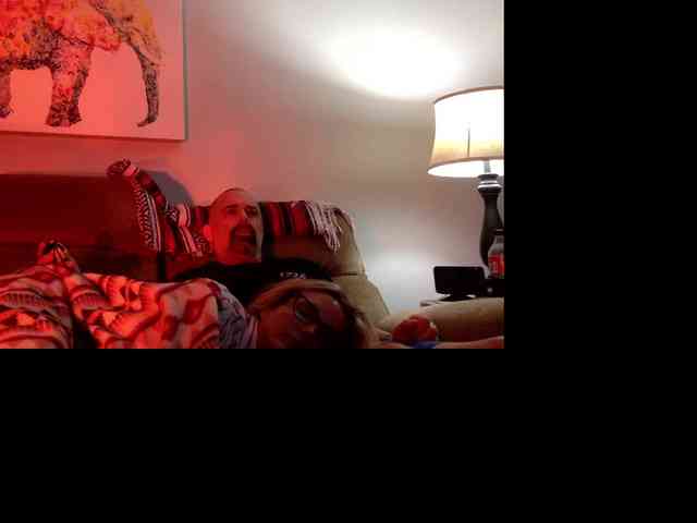 Kendra-Tom webcam