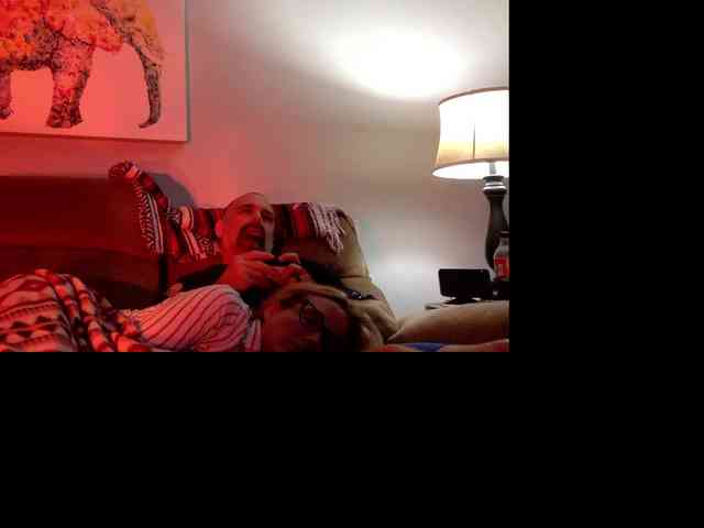 Kendra-Tom webcam