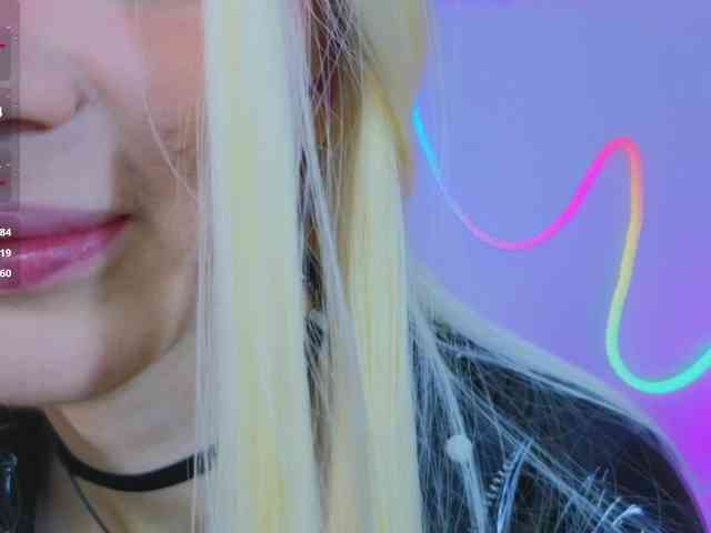 SweetEvelina webcam