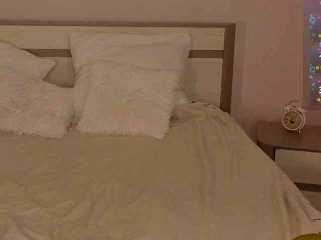SweetEvelina webcam
