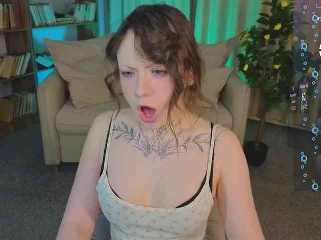 SweetEvelina webcam