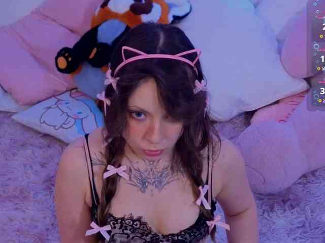 SweetEvelina webcam