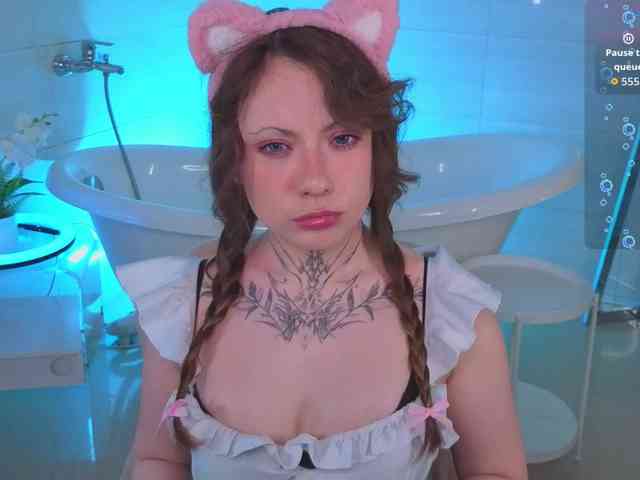 SweetEvelina webcam