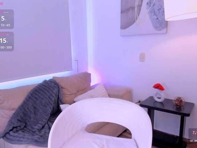agathabrown live cam on BongaCams