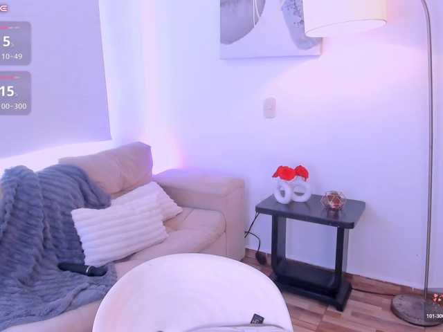 agathabrown live cam on BongaCams