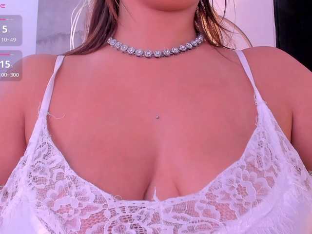 agathabrown live cam on BongaCams