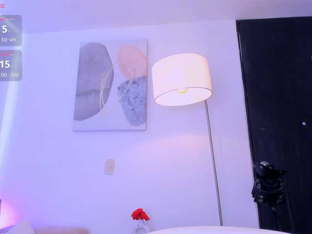 agathabrown live cam on BongaCams