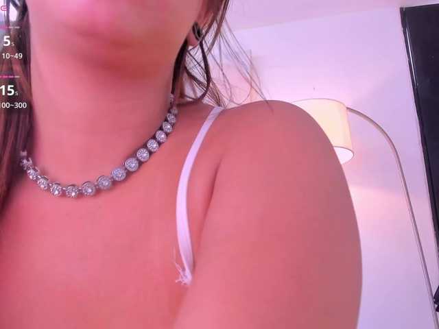 agathabrown live cam on BongaCams