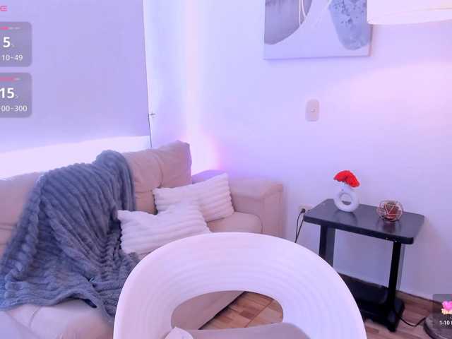 agathabrown live cam preview