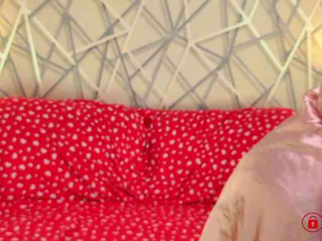 BoobyIANA webcam