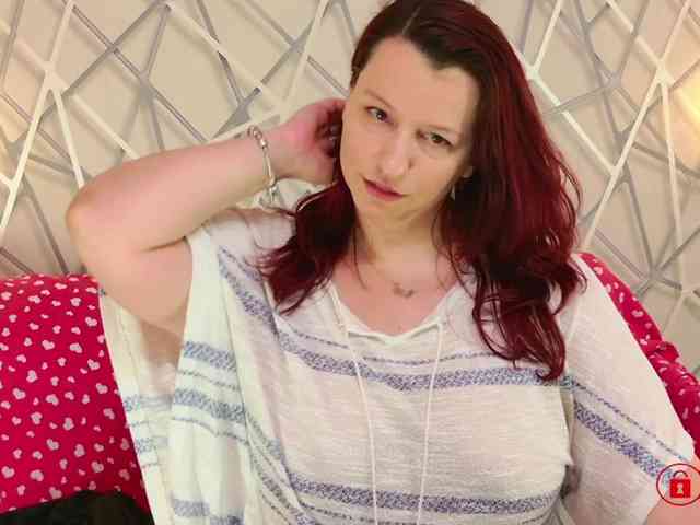 BoobyIANA webcam