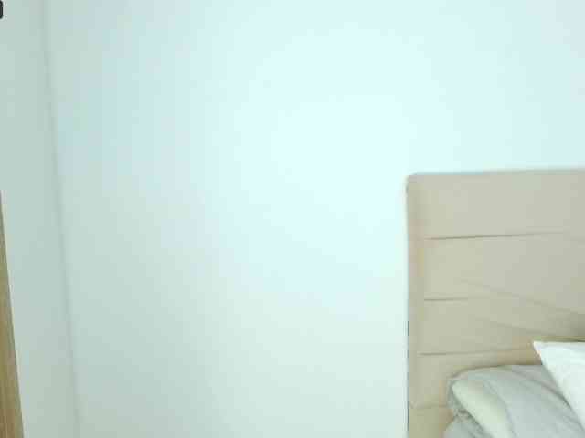 AlanaBale webcam