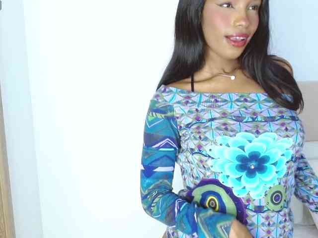 AlanaBale webcam