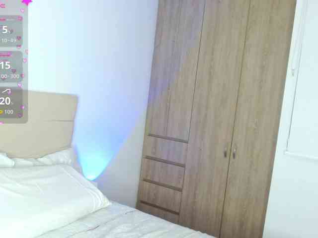 AlanaBale webcam