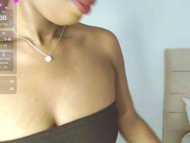 AlanaBale webcam