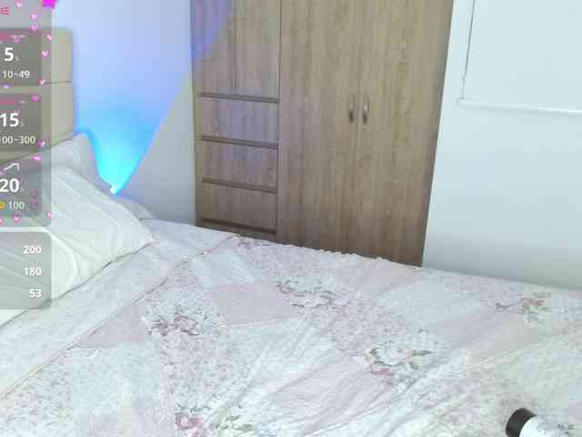 AlanaBale webcam