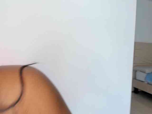 AlanaBale webcam