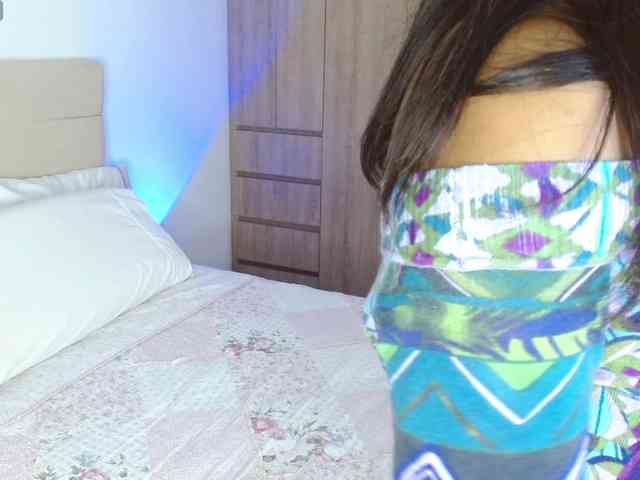 AlanaBale webcam