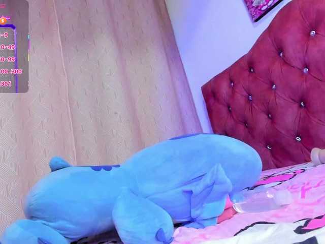 dulce-kim live cam on BongaCams