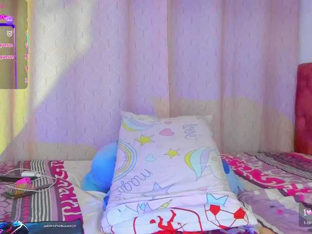 dulce-kim live cam on BongaCams