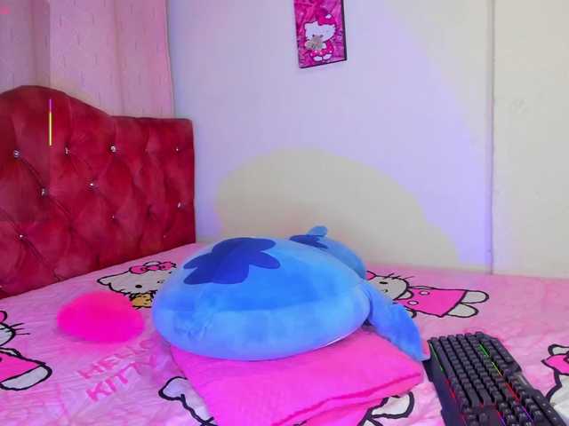 dulce-kim live cam on BongaCams
