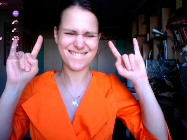 worsh1pme live cam on BongaCams