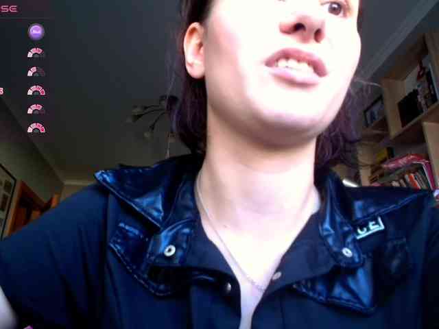 worsh1pme webcam