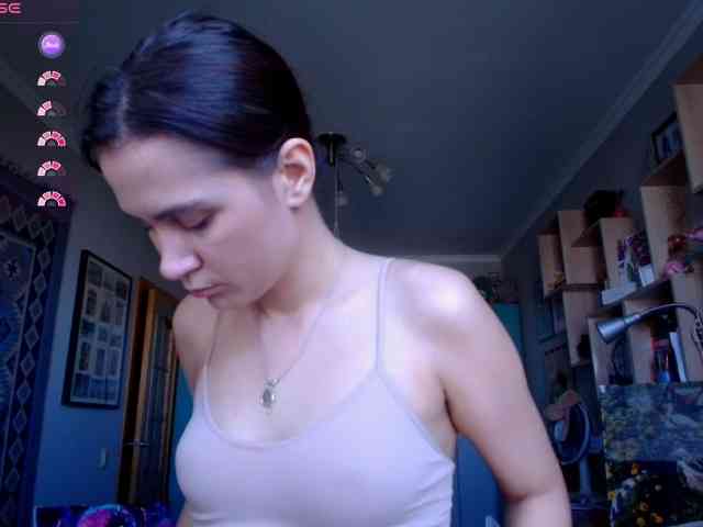 worsh1pme webcam