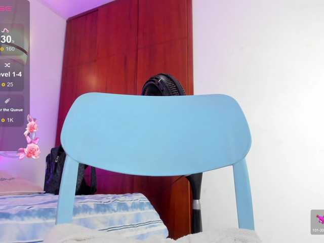 QueenLatina live webcam show
