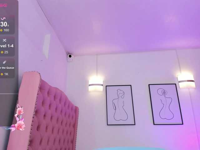 QueenLatina live cam on BongaCams