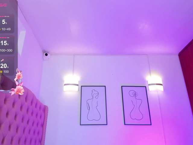 QueenLatina live cam on BongaCams
