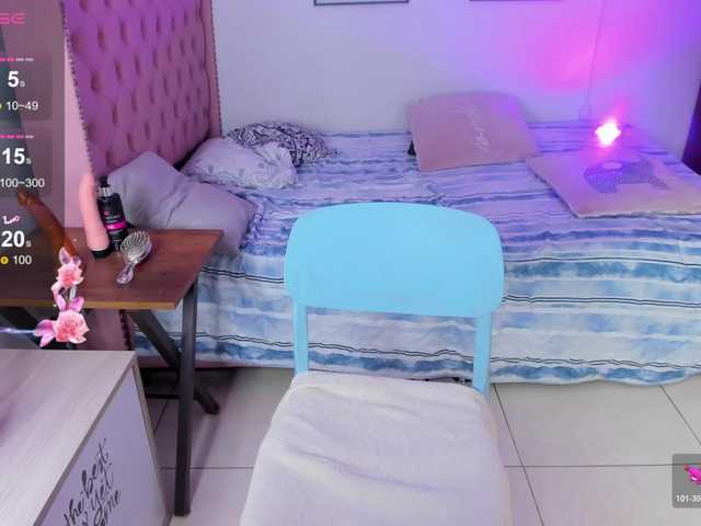 QueenLatina live cam on BongaCams