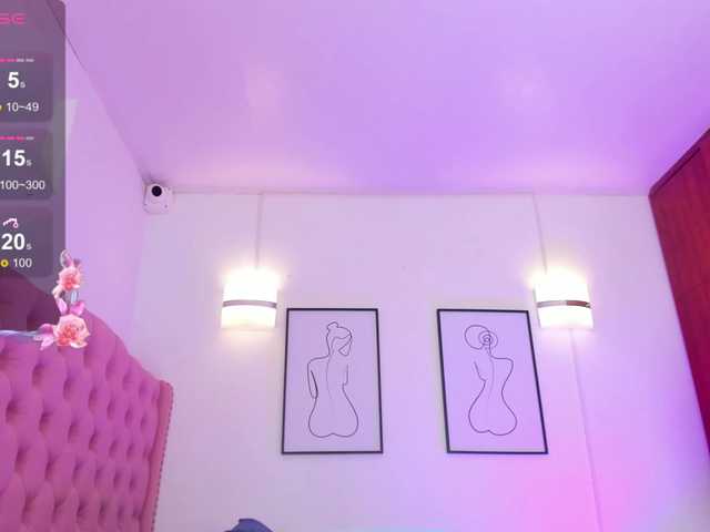 QueenLatina live cam on BongaCams