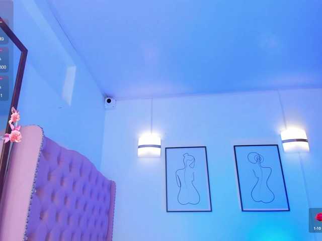 QueenLatina's BongaCams show and profile