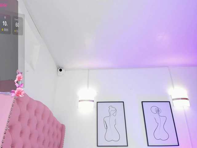 QueenLatina live cam on BongaCams