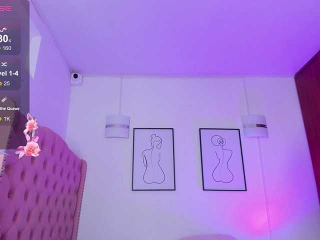 QueenLatina live cam on BongaCams