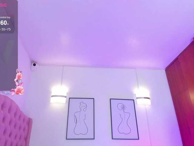 QueenLatina live cam on BongaCams