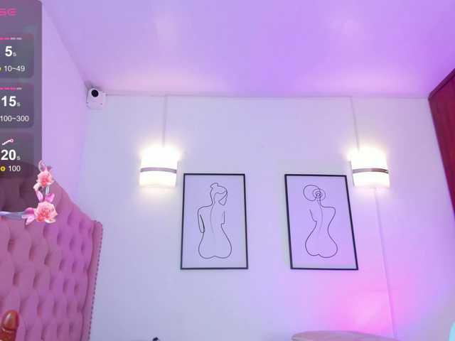 QueenLatina live cam on BongaCams