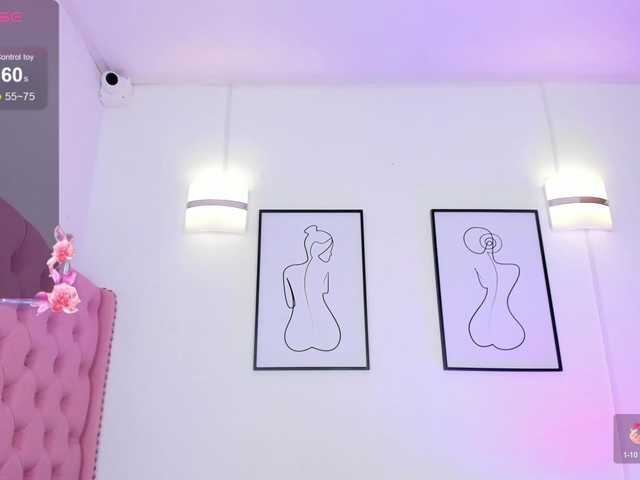 QueenLatina live webcam show