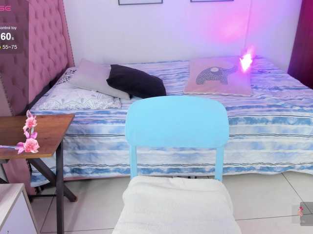 QueenLatina live cam on BongaCams