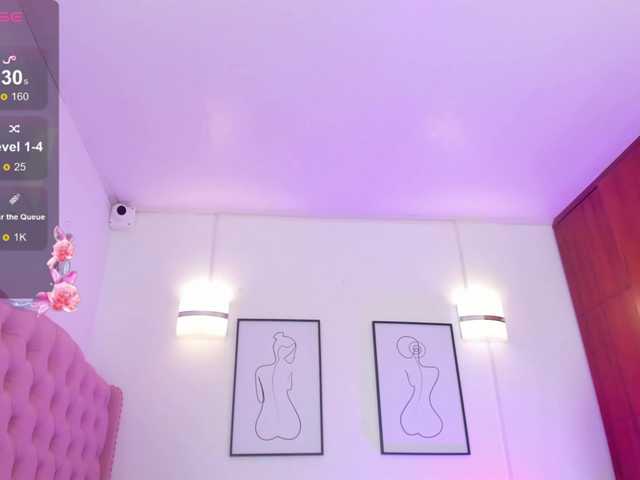 QueenLatina preview
