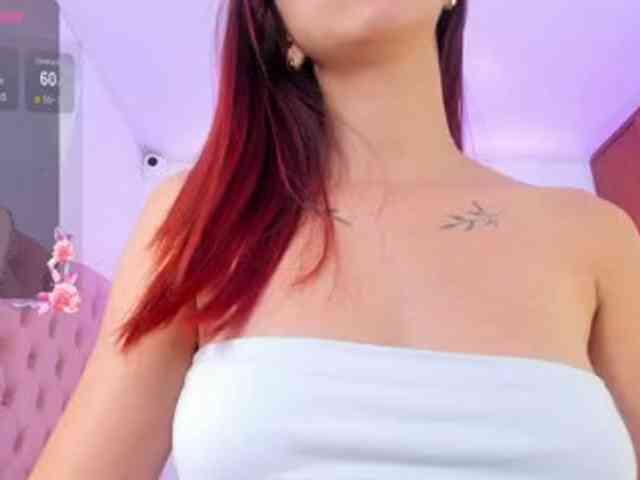 queenlatina's live room