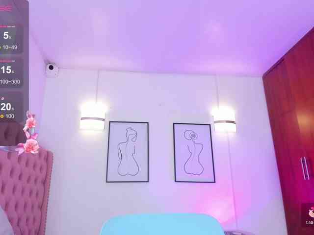 QueenLatina Live Webcam on BongaCams