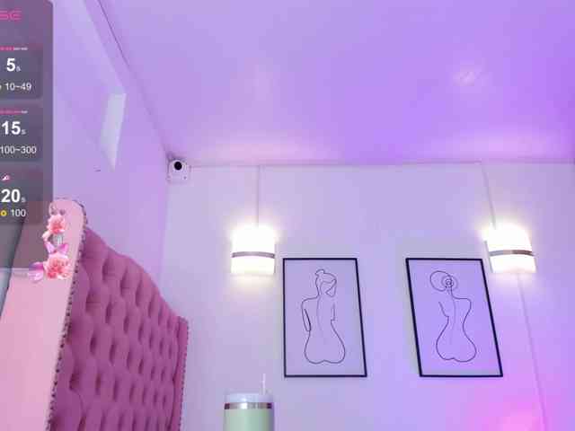 QueenLatina Live Webcam on BongaCams