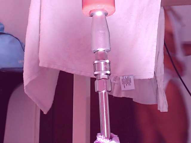 Mila-Moans's BongaCams show and profile