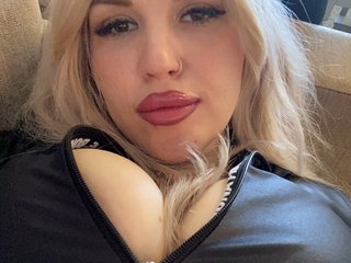 VibrateMeBaby Porn Show